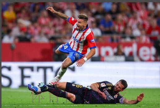 重罚！记者：纳乔因凶狠铲球行为将被禁赛6场